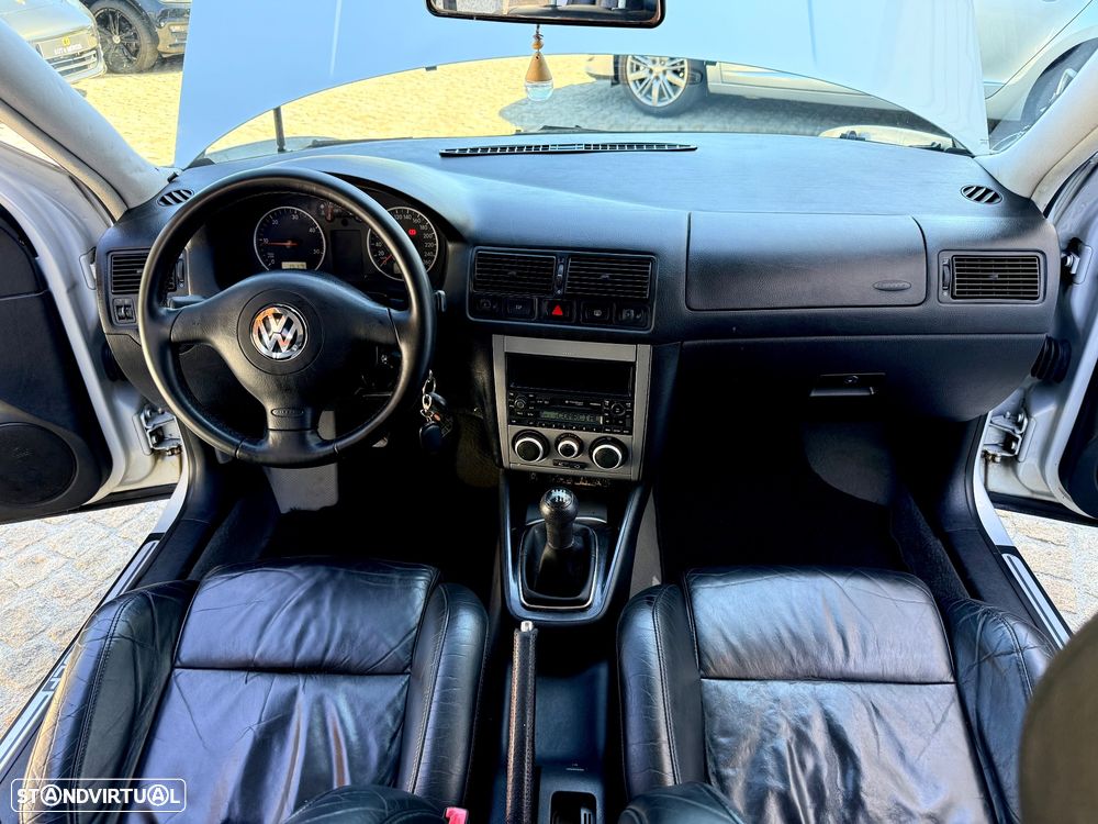 VW Golf 1.9 TDi Highline - 7