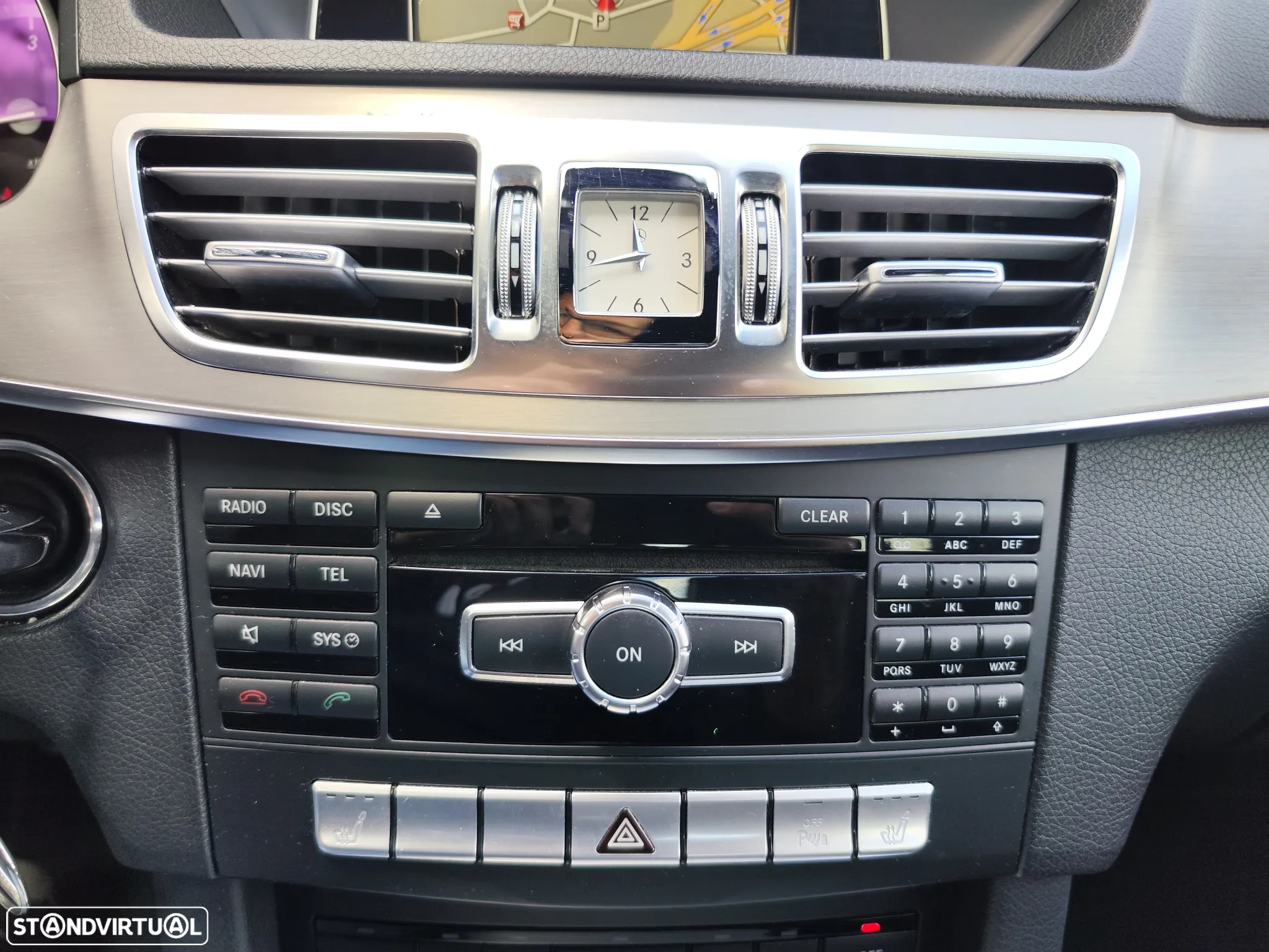 Mercedes-Benz E 300 Bluetec Hybrid Avantgarde - 33