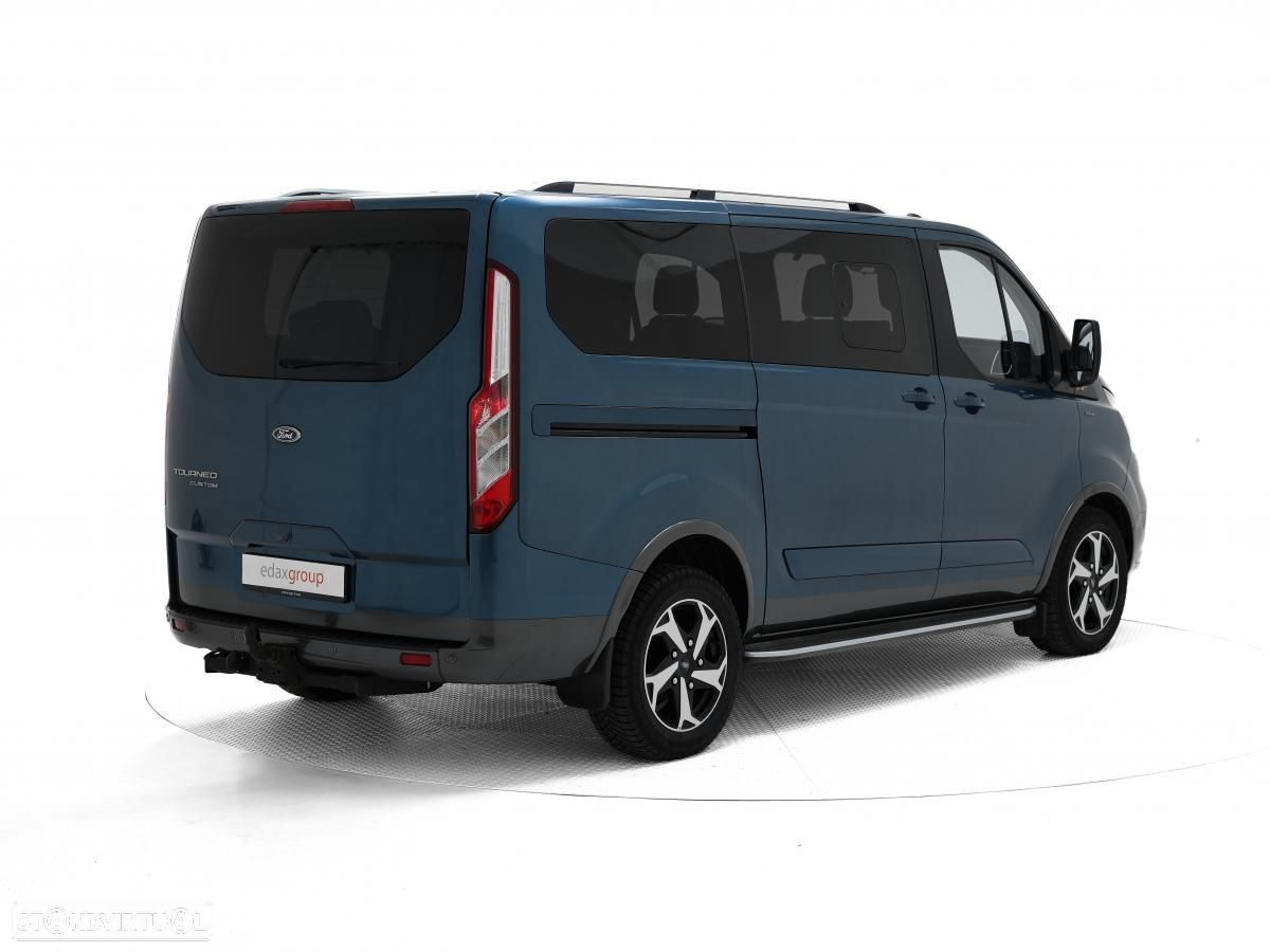 Ford Tourneo Custom - 3