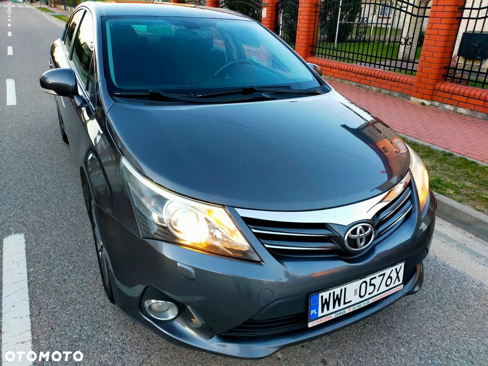 Toyota Avensis - 6