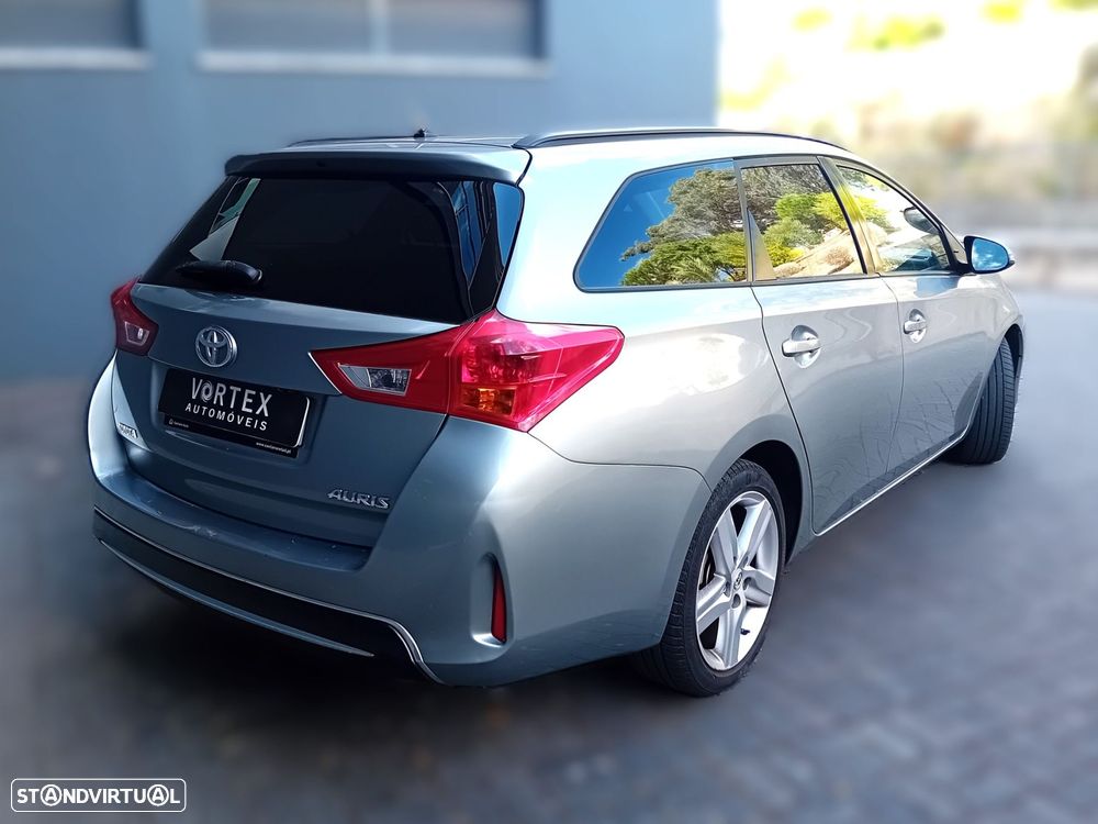 Toyota Auris Touring Sports 1.4 D-4D C.+P.Sport+Navi - 8