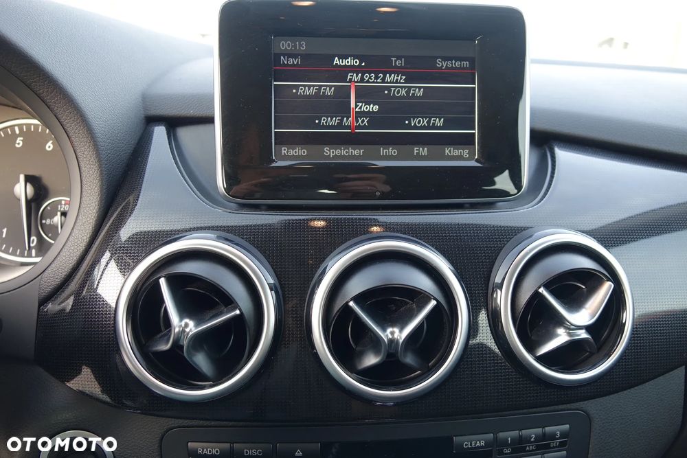 Mercedes-Benz Klasa B 180 - 20