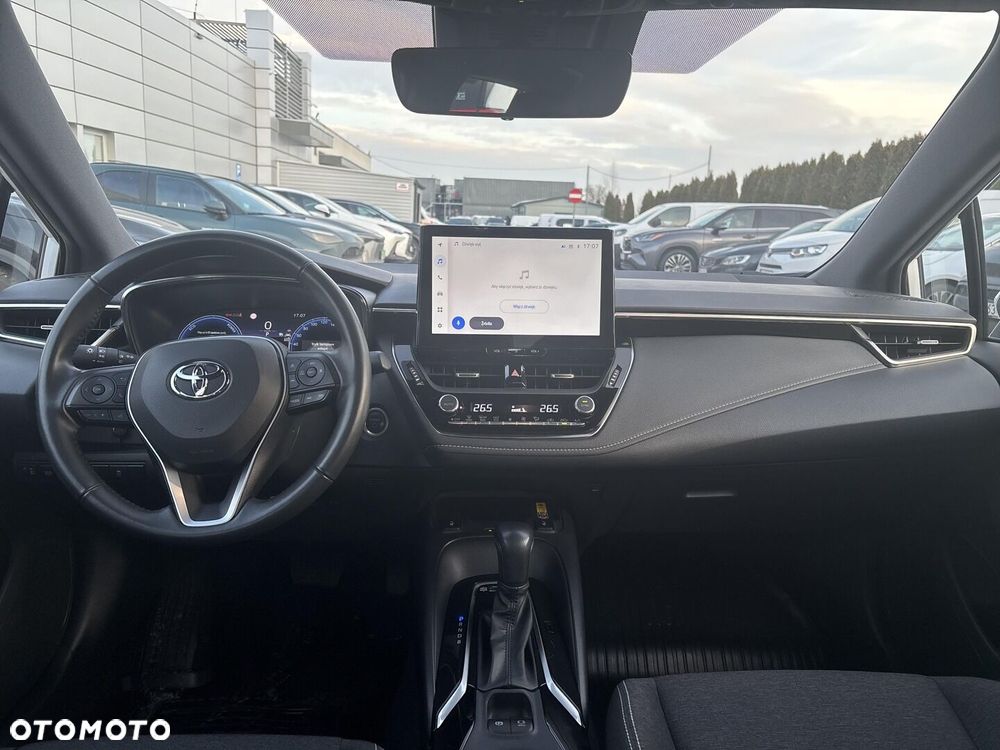 Toyota Corolla - 12