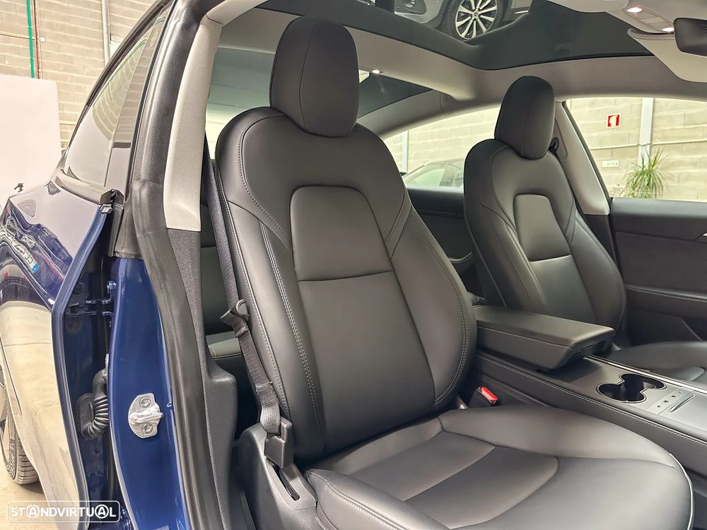 Tesla Model 3 Standard Range Plus RWD - 11