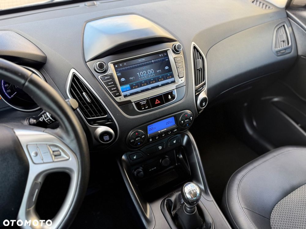Hyundai ix35 1.7 CRDi 2WD UEFA EURO 2012 Edition - 17
