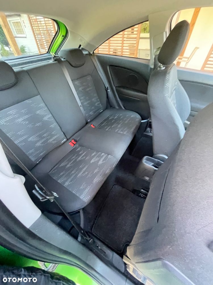 Opel Corsa - 24