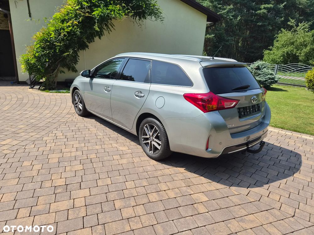 Toyota Auris 1.6 Valvematic Comfort - 9