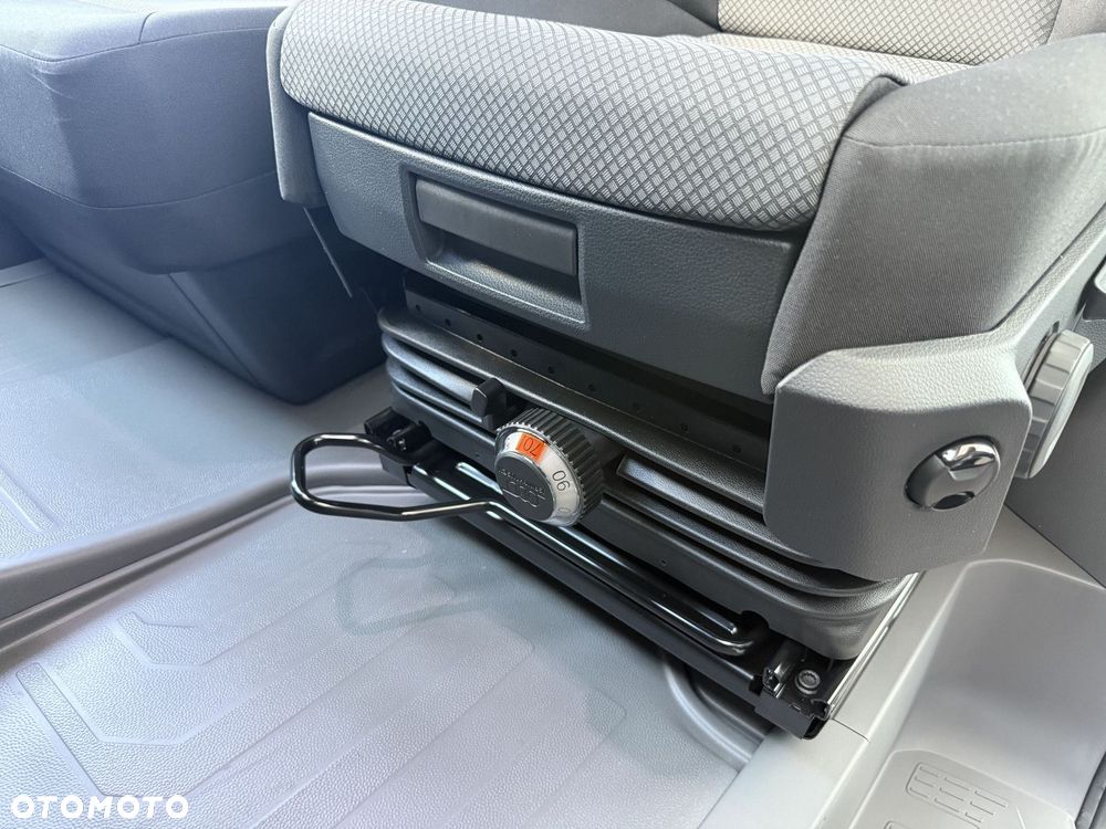 Volkswagen Crafter - 28