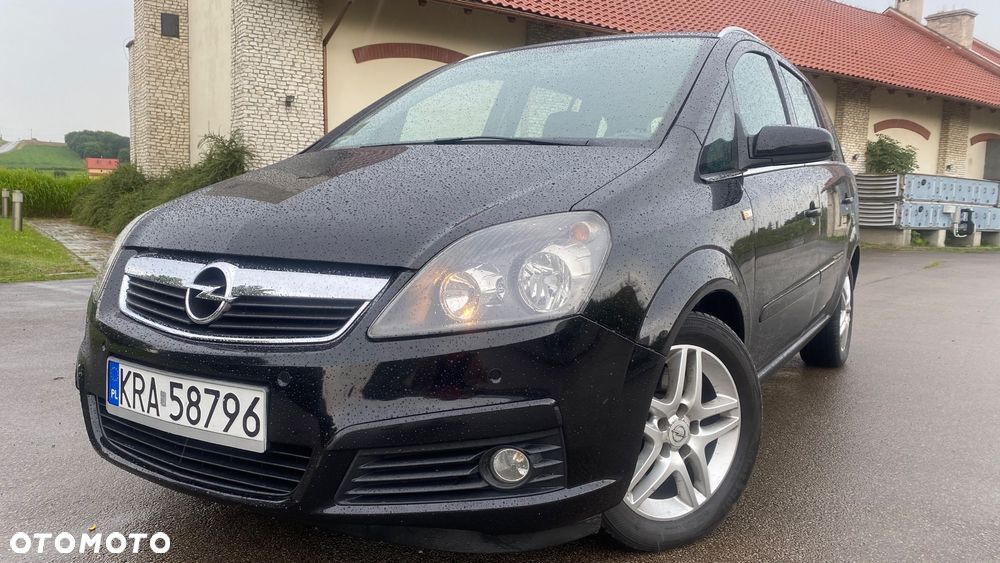 Opel Zafira 1.9 CDTI Cosmo - 1