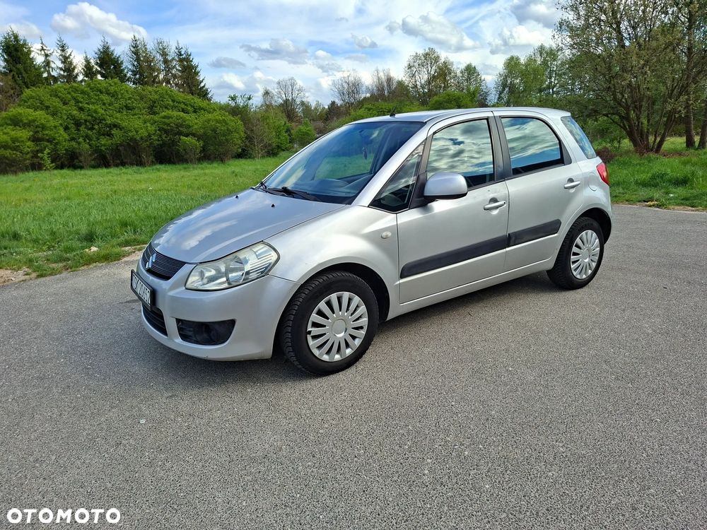 Suzuki SX4 - 1