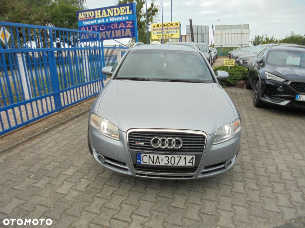 Audi A4 Avant 2.0 T FSI - 27