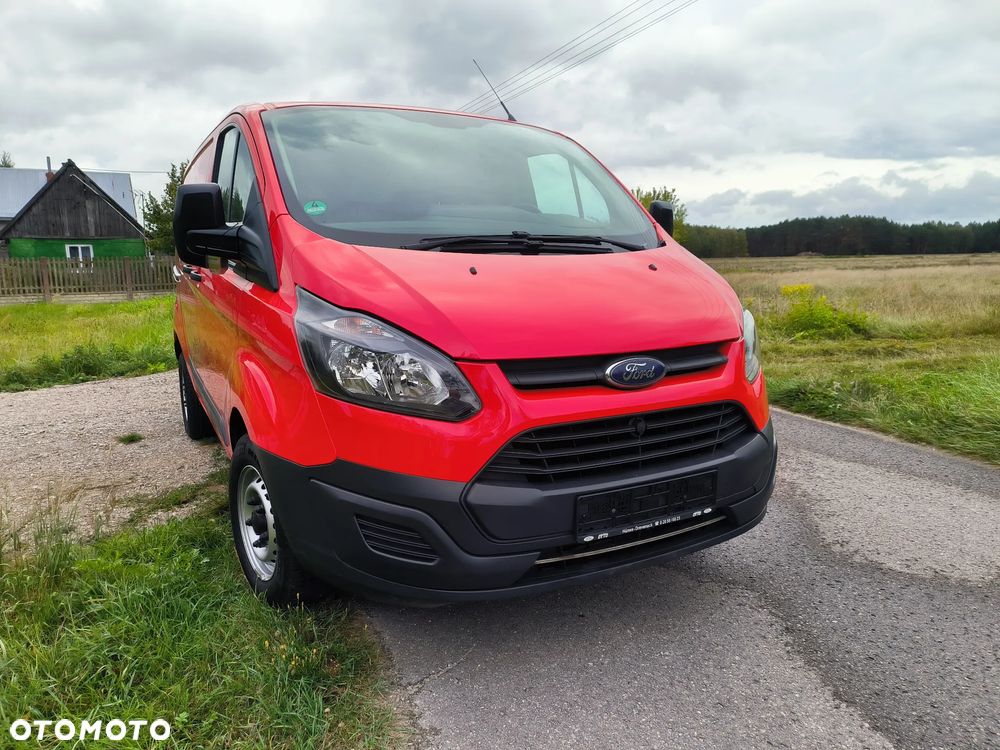 Ford Custom - 2
