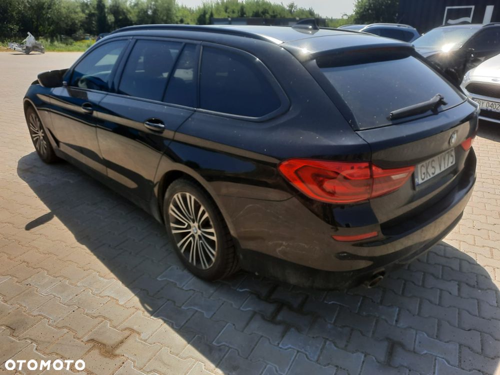 BMW Seria 5 520d Luxury Line - 12