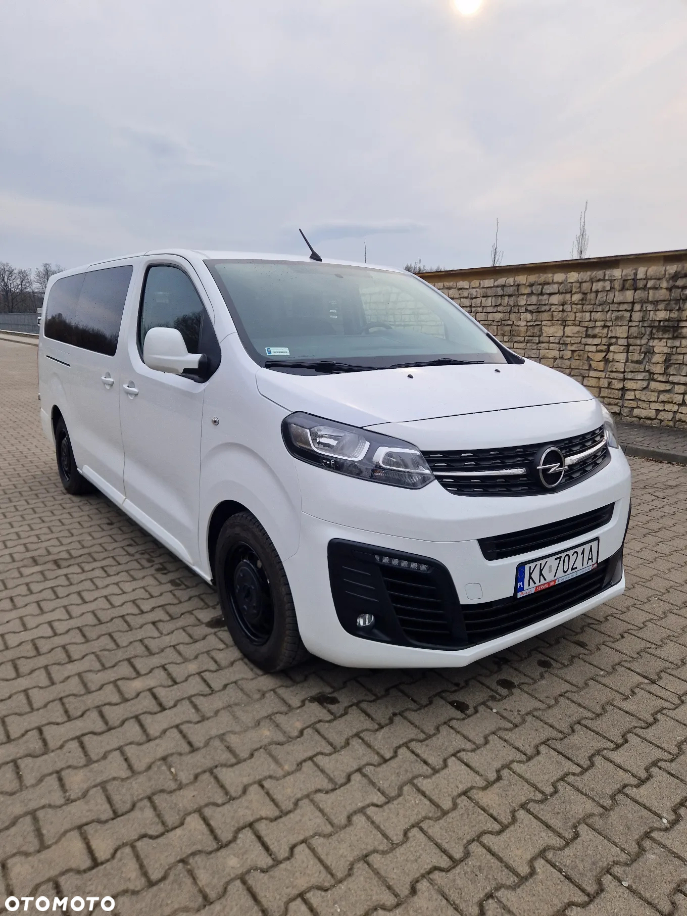 Opel Vivaro Kombi 2.0 CDTI Extra Long 3,1t Enjoy - 3