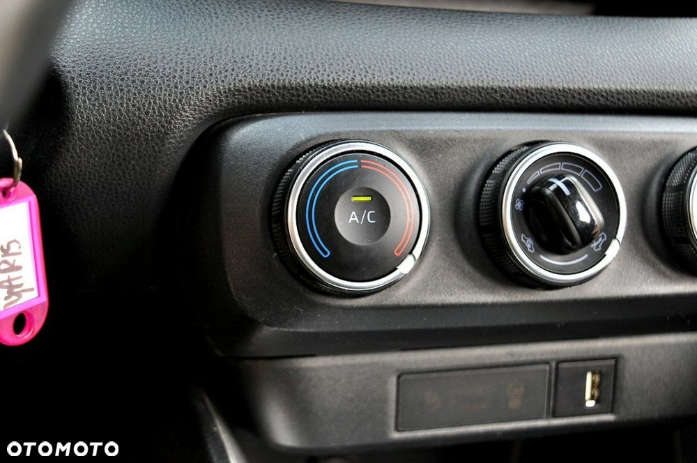 Toyota Yaris - 21