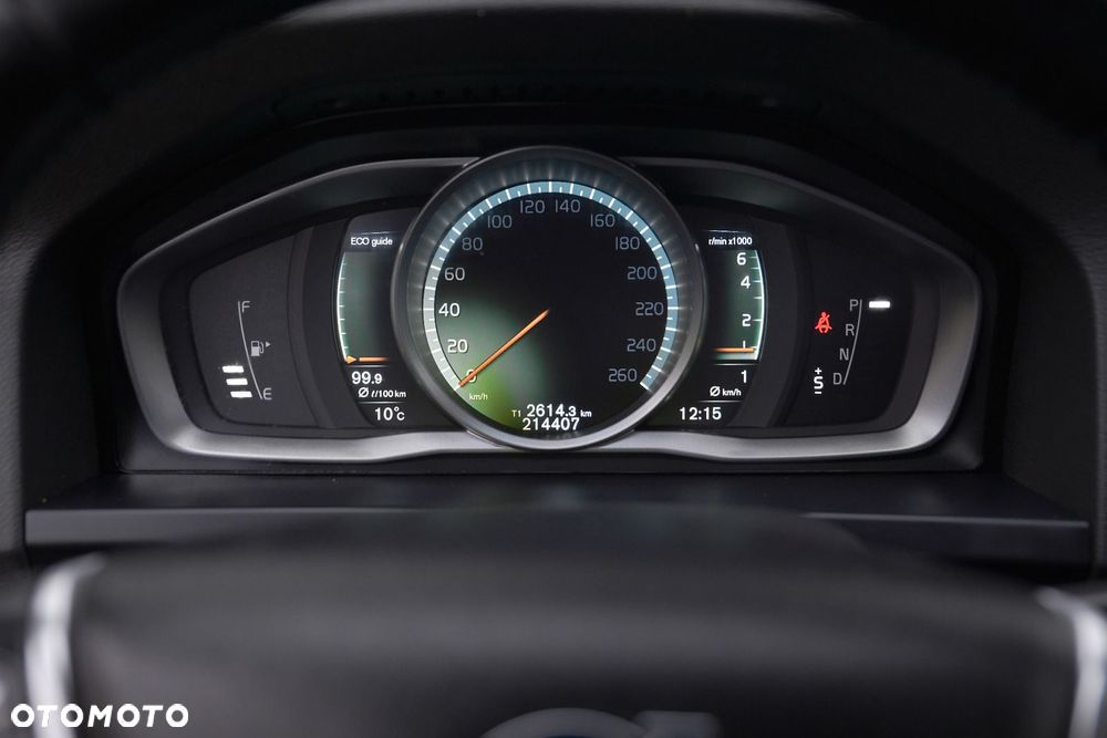 Volvo V60 T5 Geartronic Momentum - 26