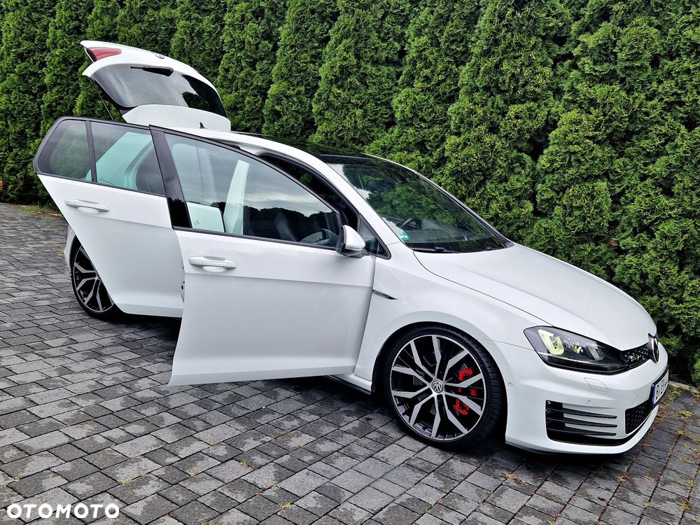 Volkswagen Golf GTD 2.0 TDI SCR DSG - 17