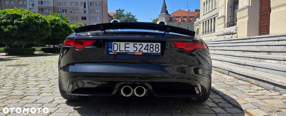 Jaguar F-Type R-Dynamic - 5