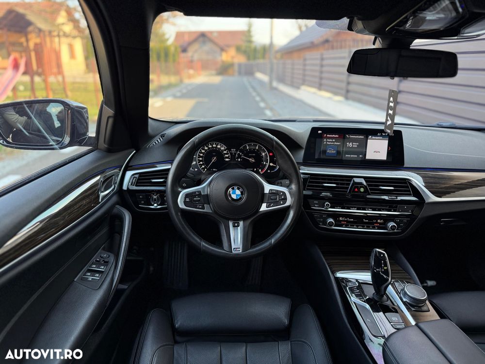 BMW Seria 5 530d xDrive AT - 10