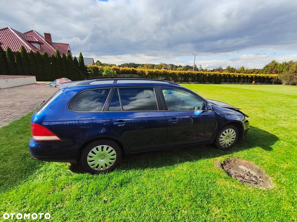 Volkswagen Golf - 21