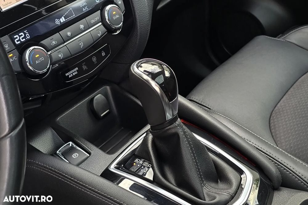 Nissan Qashqai 1.7 dCi Xtronic ALL-MODE 4x4i TEKNA - 30