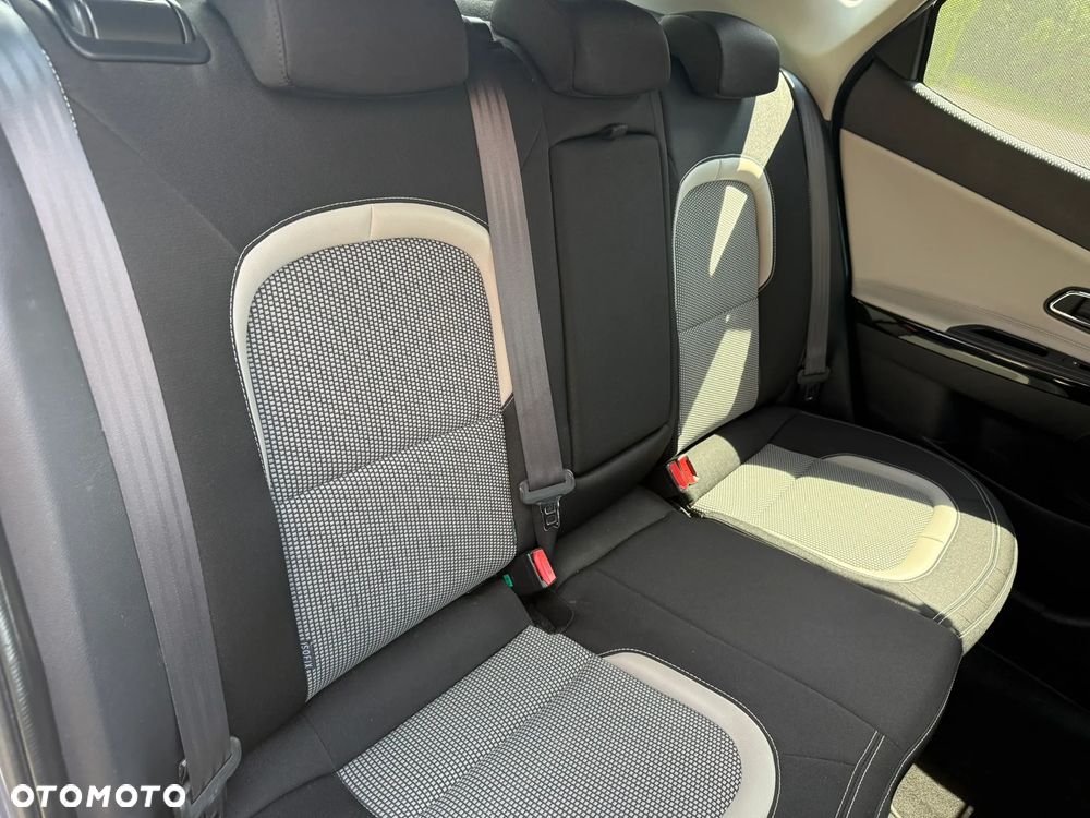 Kia Ceed 1.6 GDI Edition 7 - 27