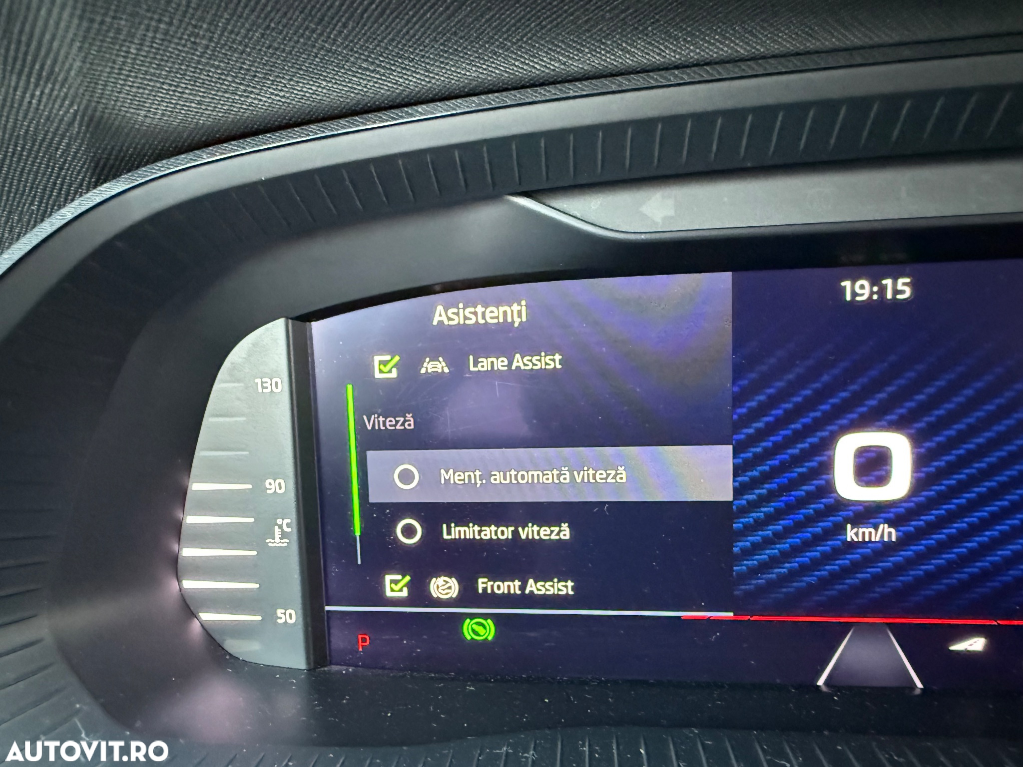 Skoda Octavia 2.0 TSI DSG RS - 14
