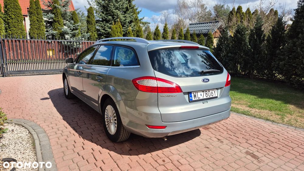 Ford Mondeo 2.0 FF Titanium - 11