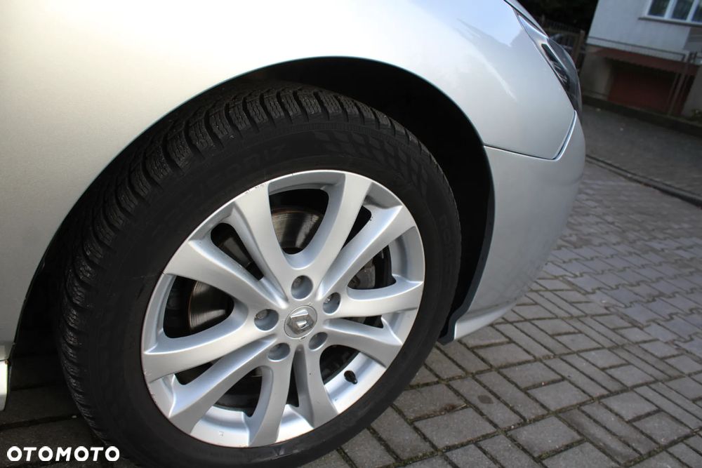 Renault Latitude - 13