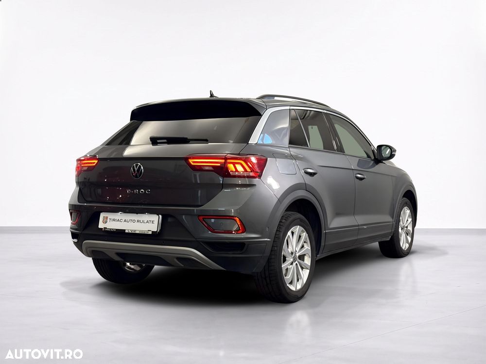 Volkswagen T-Roc - 6
