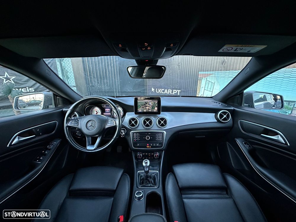 Mercedes-Benz CLA 180 - 11