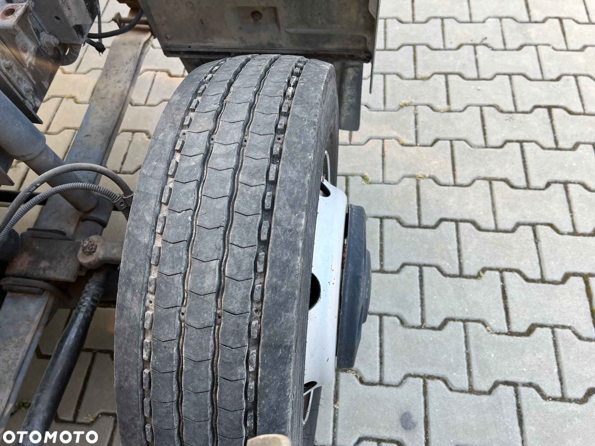 Nissan Atleon 80.140 - 29