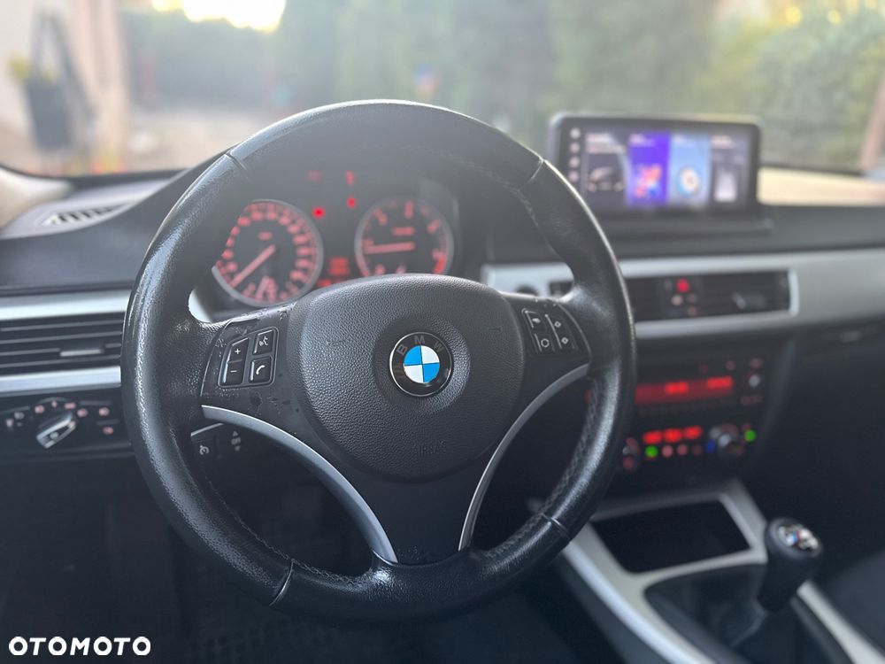BMW Seria 3 320d DPF - 17