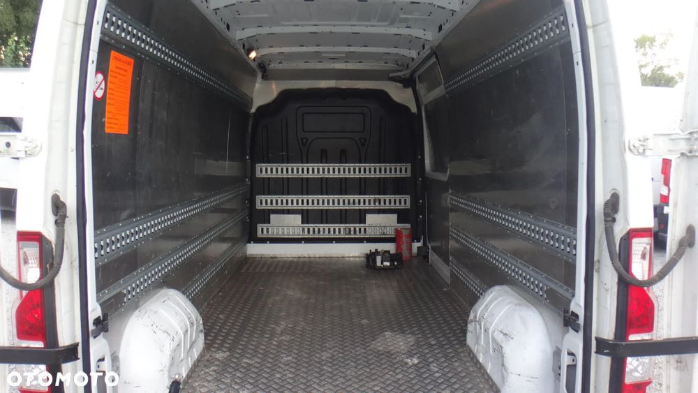 Renault Master - 10