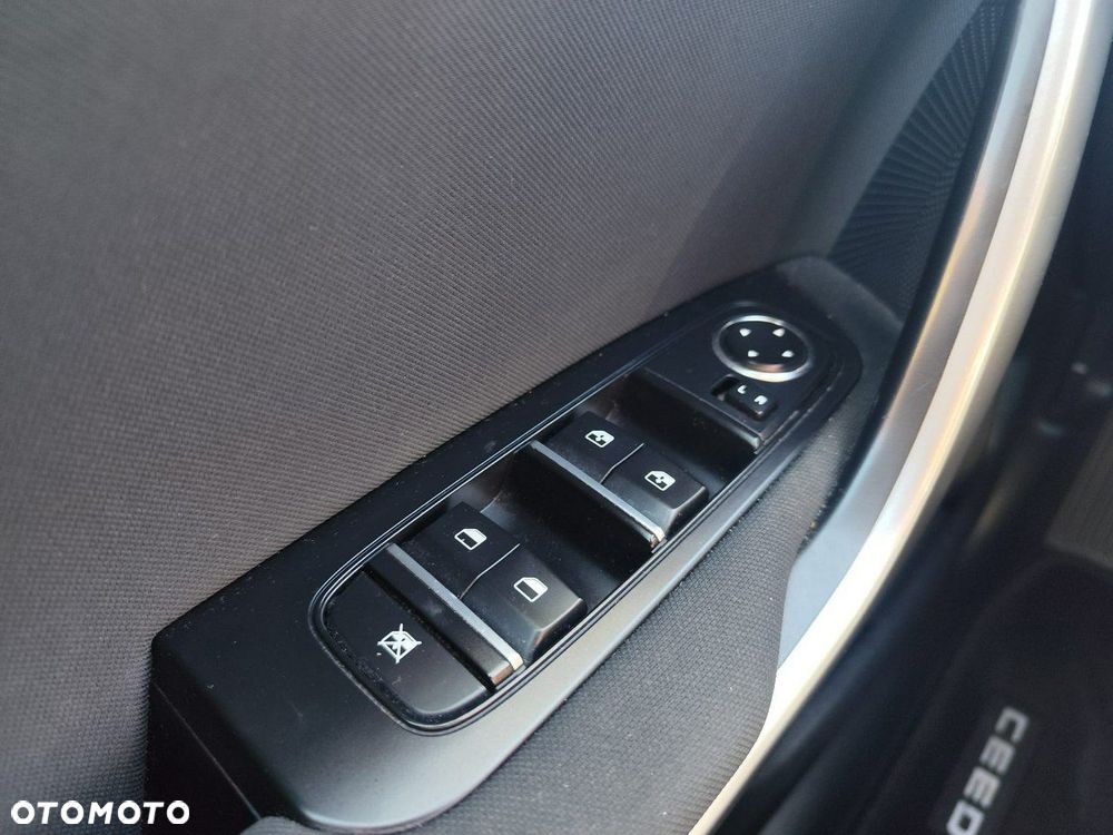 Kia Ceed - 24