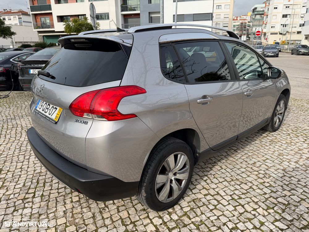 Peugeot 2008 1.6 BlueHDi Style - 2