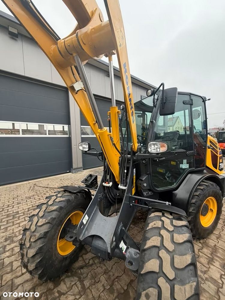 Komatsu WA70 M-8E0 - 9