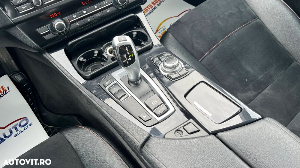 BMW Seria 5 525d xDrive - 10