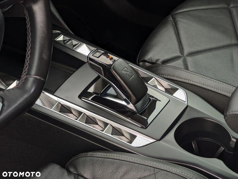 DS Automobiles DS 3 Crossback Grand Chic - 31