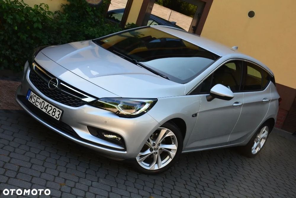 Opel Astra 1.4 T Elite - 1