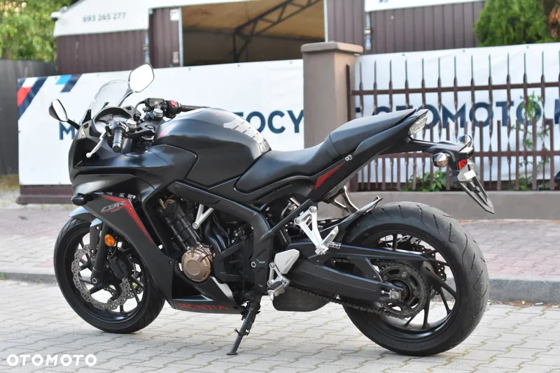 Honda CBR - 21