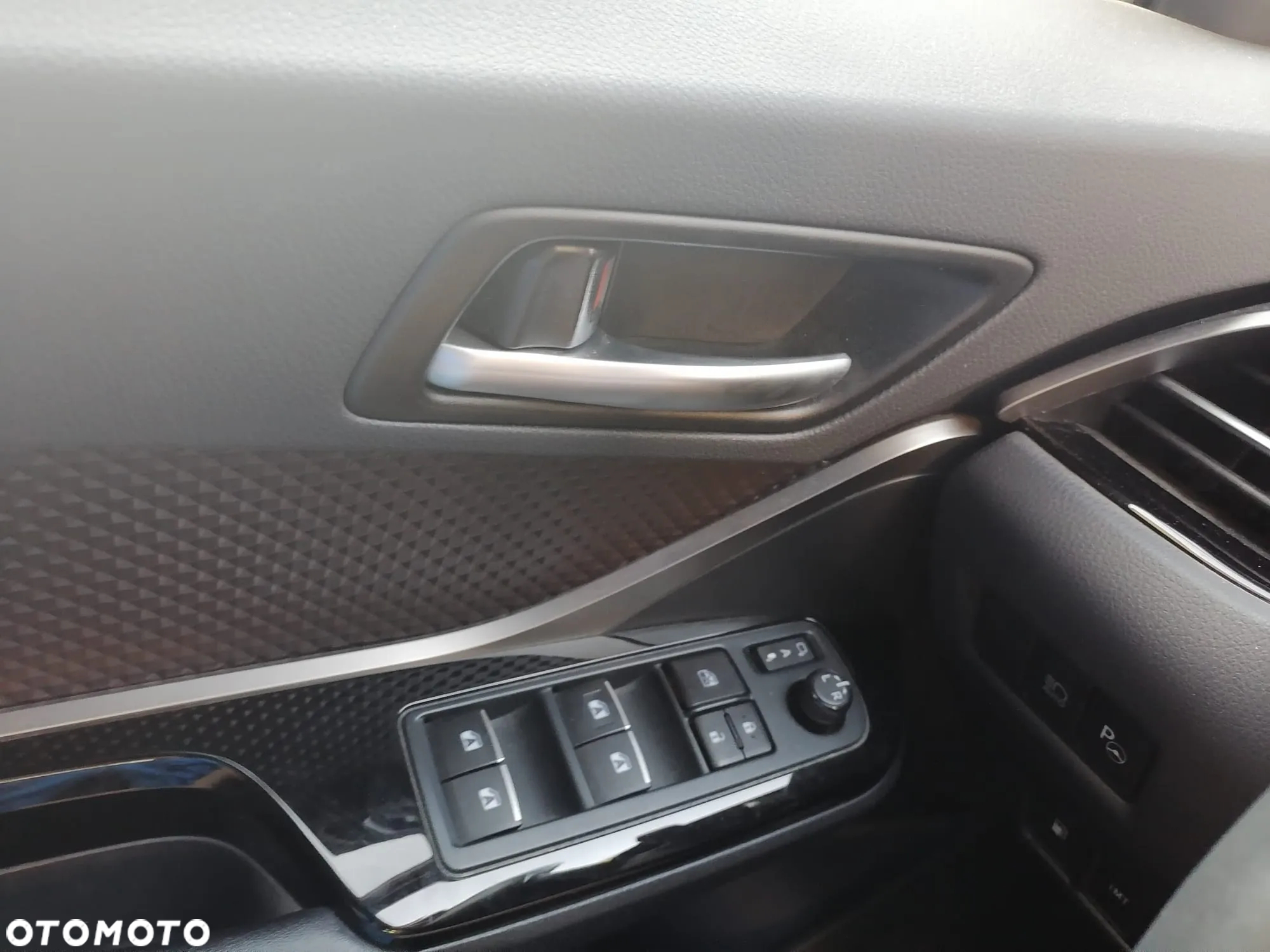 Toyota C-HR 1.2 T GPF Premium - 14