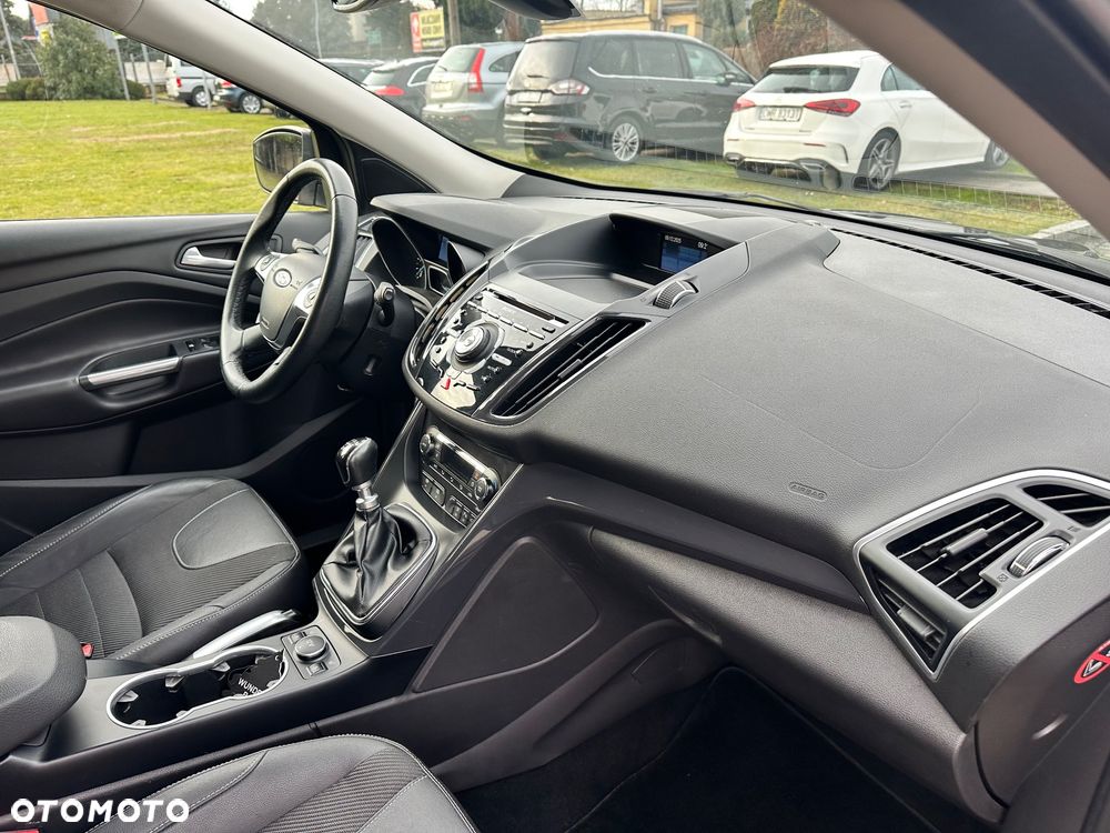 Ford Kuga 2.0 TDCi 4x4 Titanium - 30