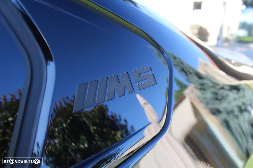 BMW M5 xDrive - 13
