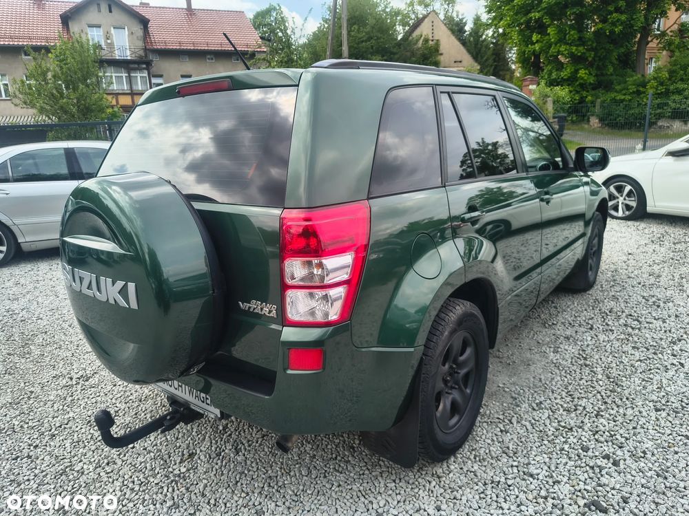 Suzuki Grand Vitara 2.0 Comfort Style - 6
