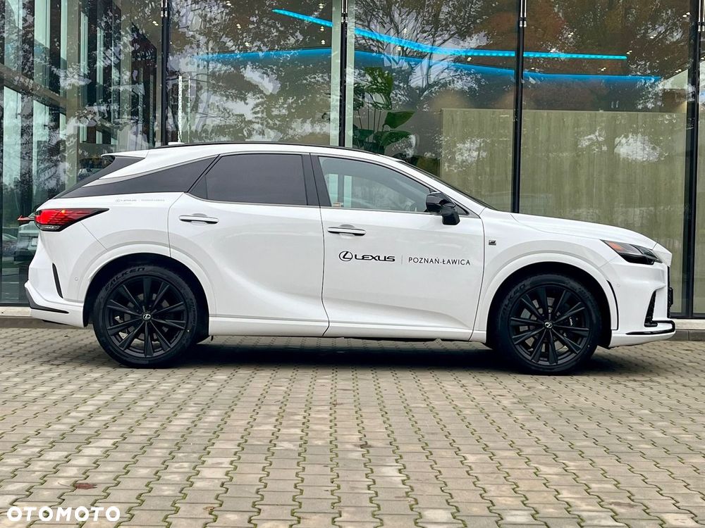 Lexus RX - 4