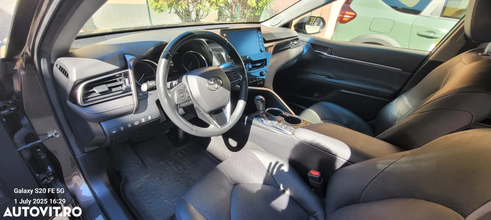 Toyota Camry - 3