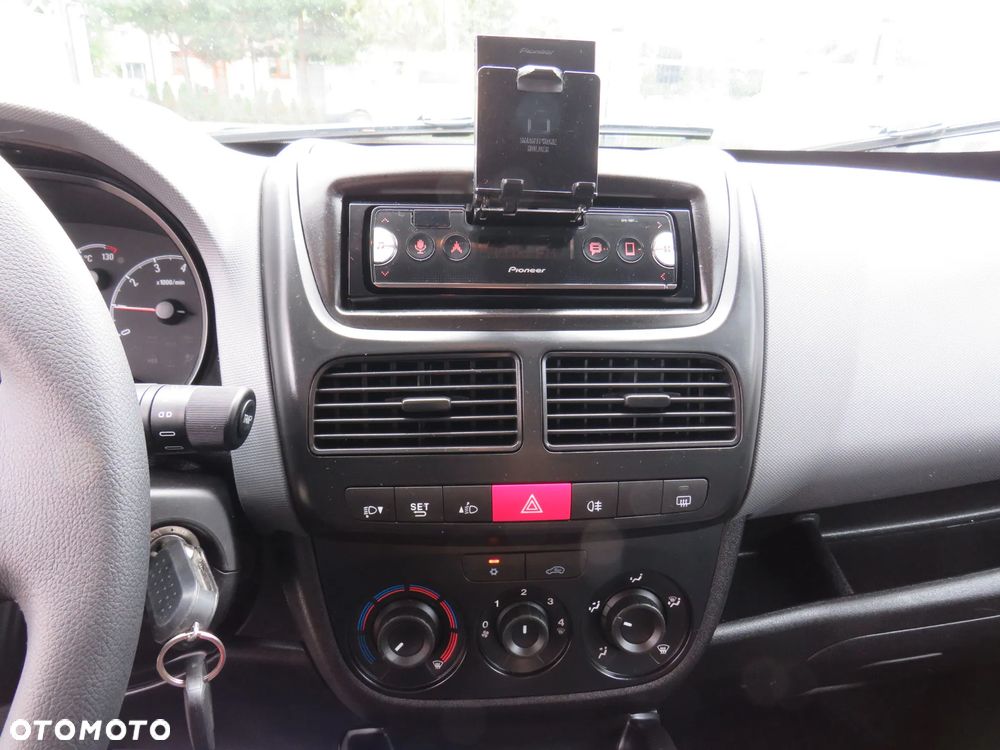 Opel Combo 1.6 CDTI L1H1 Edition - 26