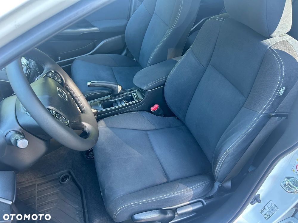 Honda Civic 1.6 i-DTEC Comfort Black Edition - 22