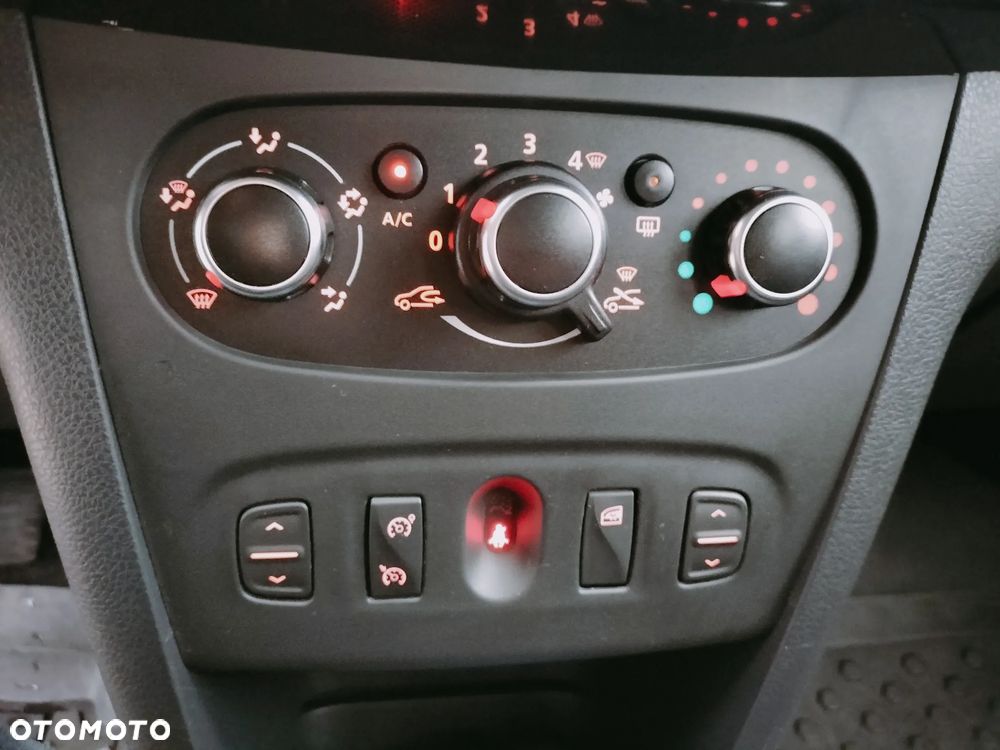 Dacia Sandero - 15